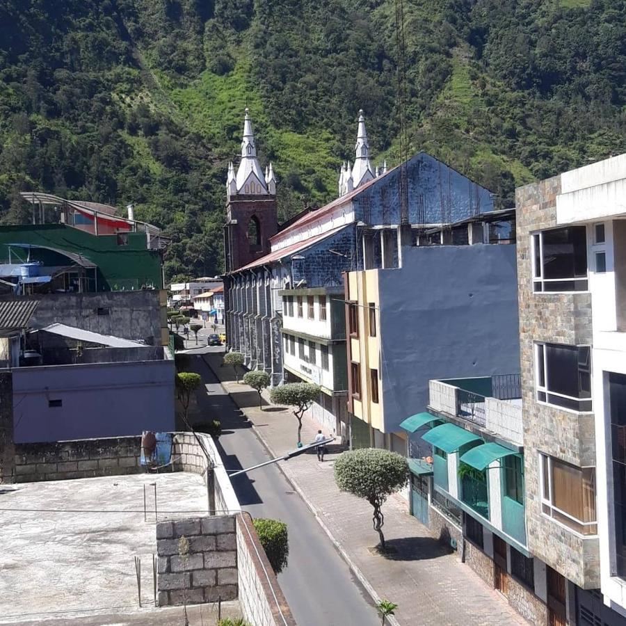 Hostal Amazonia y sol Baños Kültér fotó