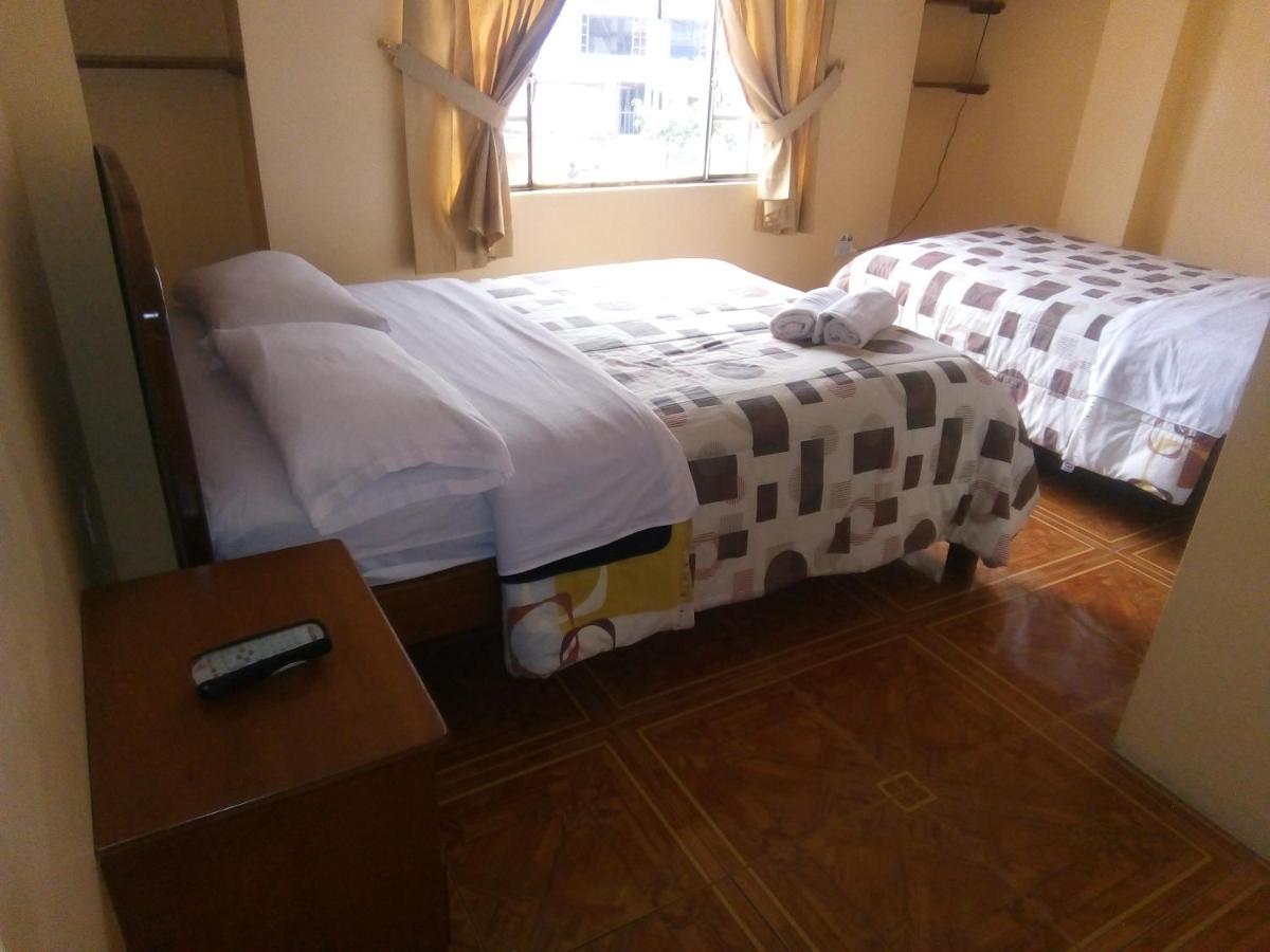 Hostal Amazonia y sol Baños Kültér fotó