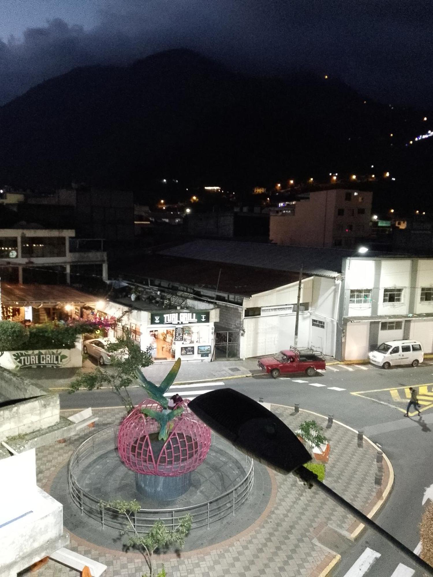 Hostal Amazonia y sol Baños Kültér fotó