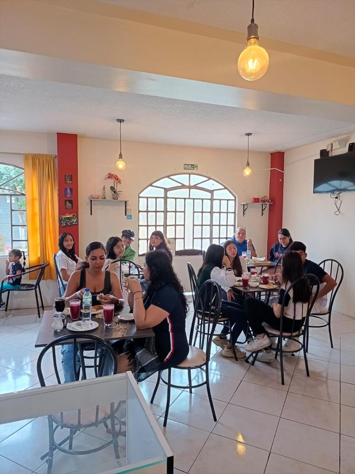 Hostal Amazonia y sol Baños Kültér fotó